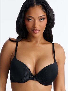 NWOT 36B Black padded Push-Up Bra
